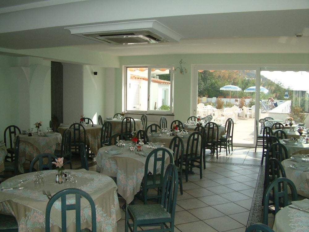 La Ginestra Hotel